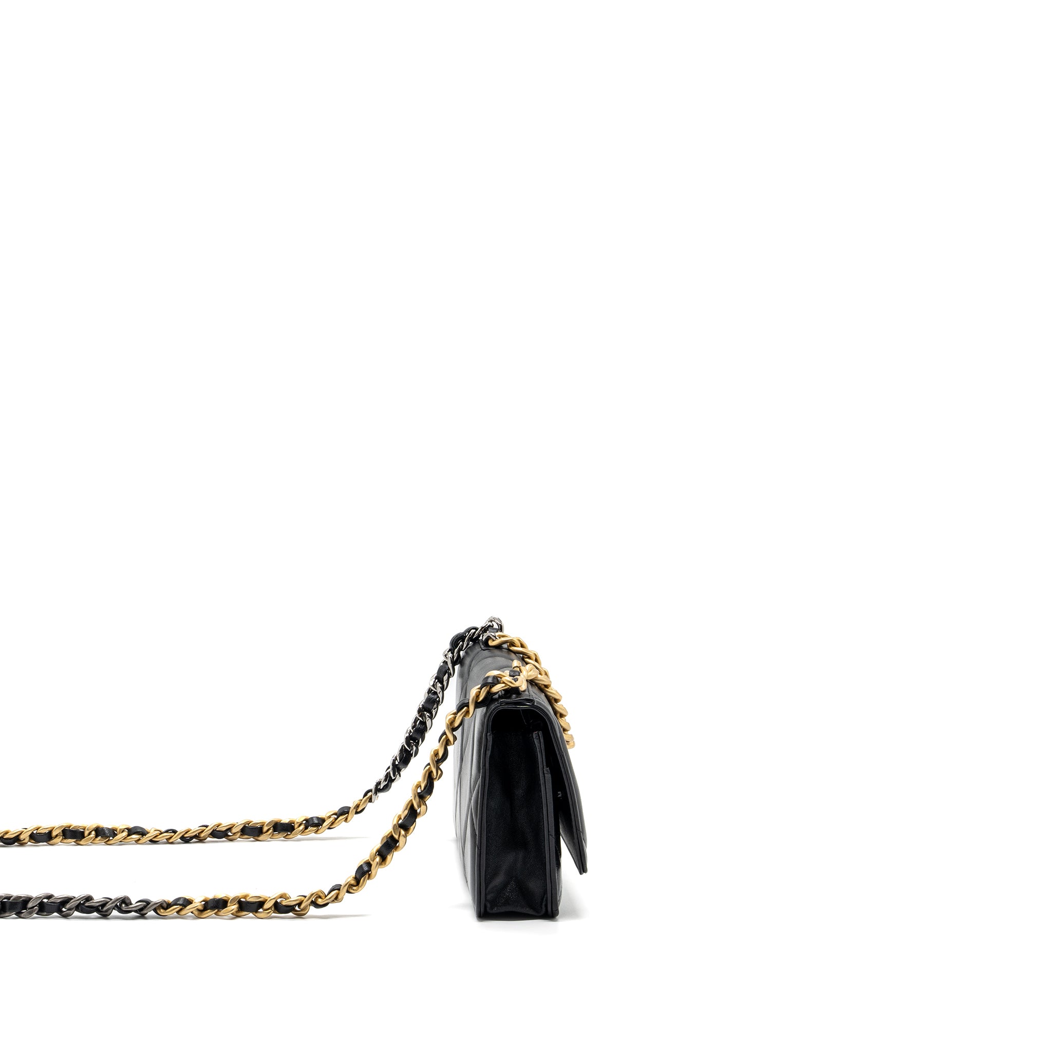 Chanel 19 wallet on chain lambskin black multicolor hardware (microchip) - Image 3