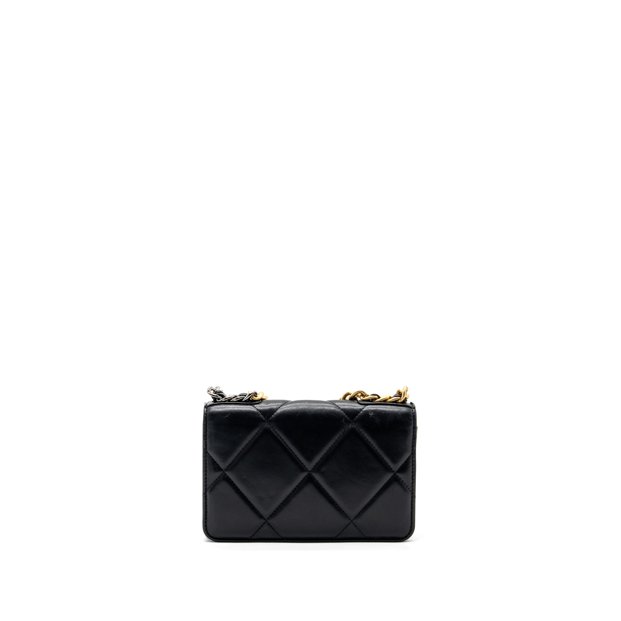 Chanel 19 wallet on chain lambskin black multicolor hardware (microchip) - Image 2
