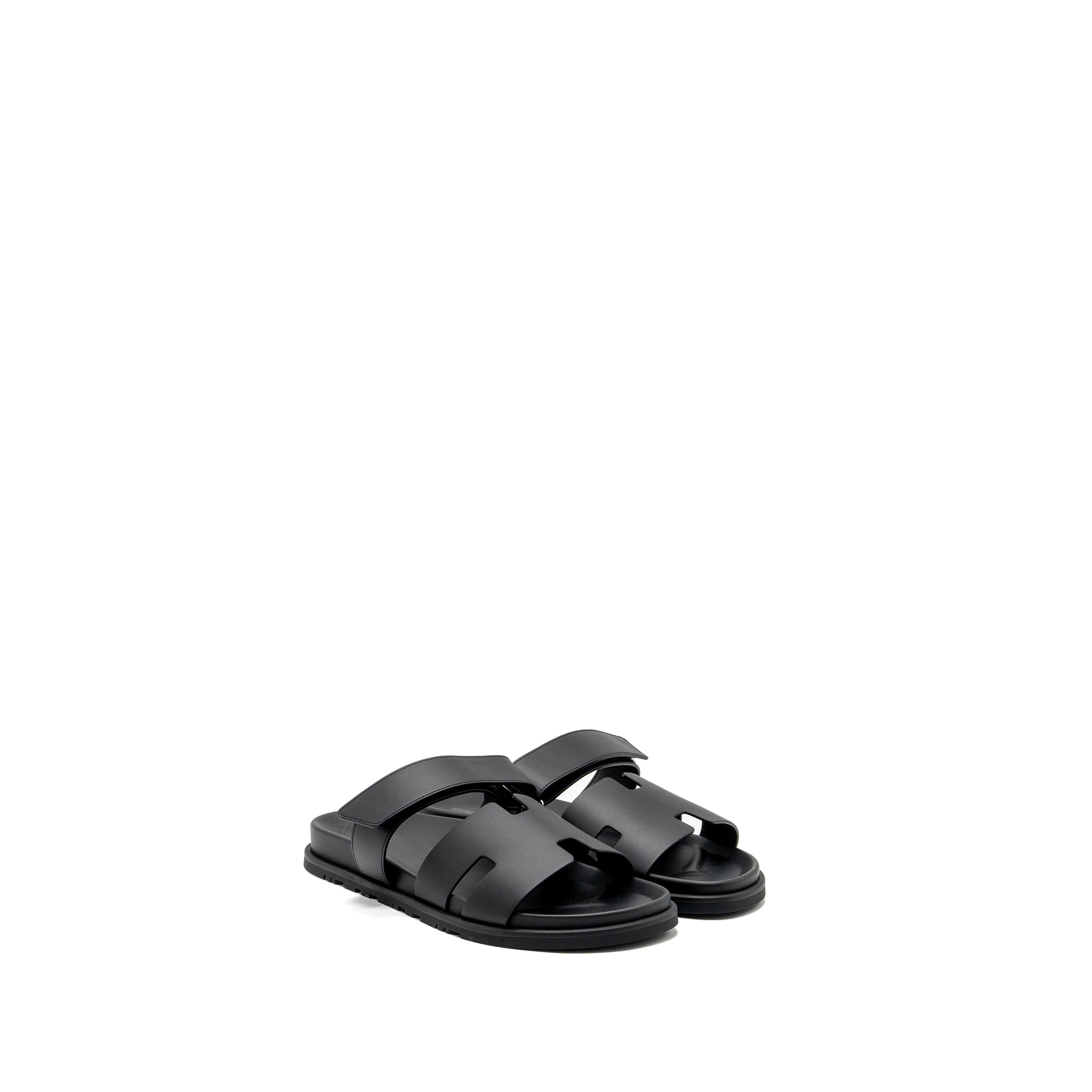 Hermes size 42 CHYPRE sandals black