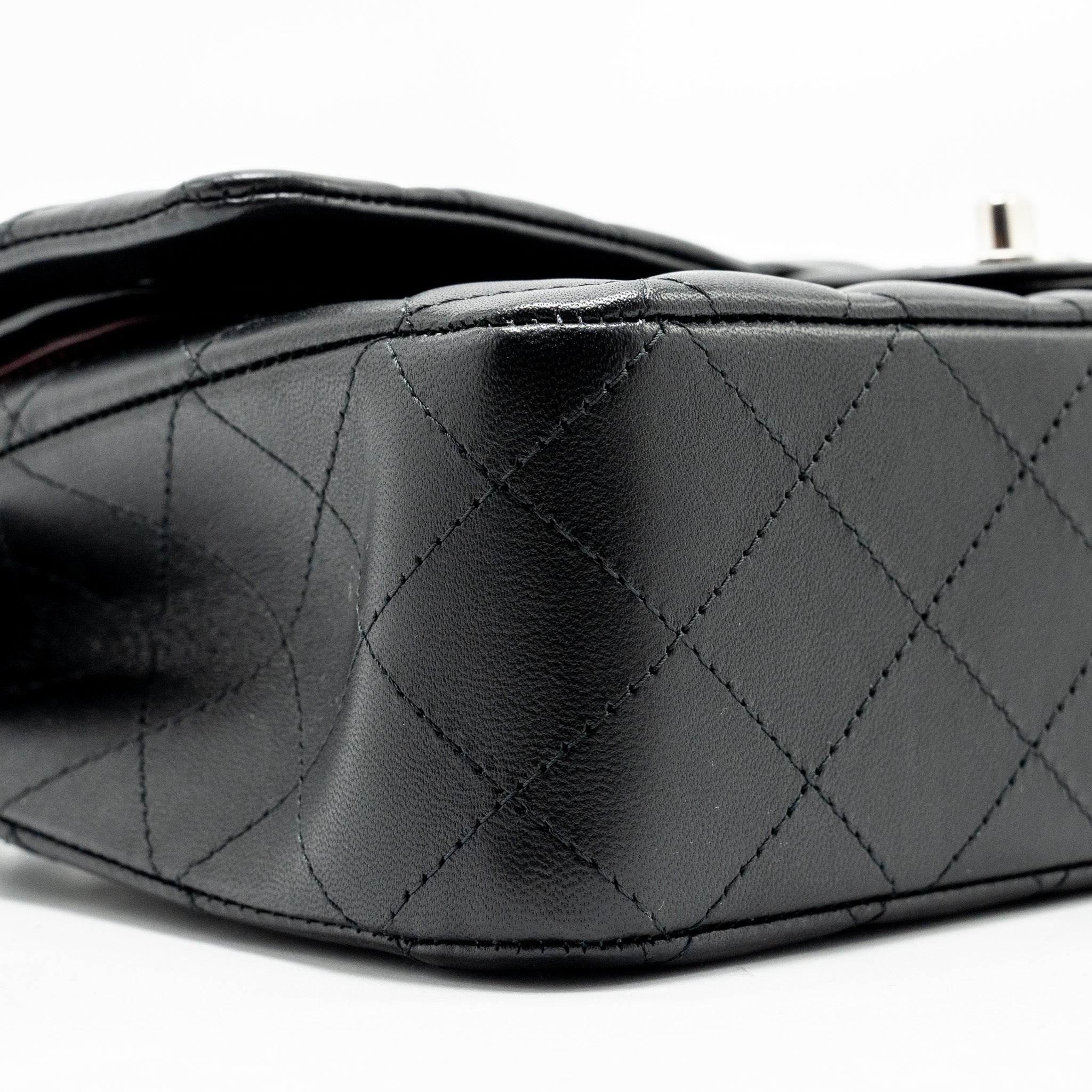 Chanel Medium Classic Double Flap Bag Lambskin Black SHW (microchip) - Image 6