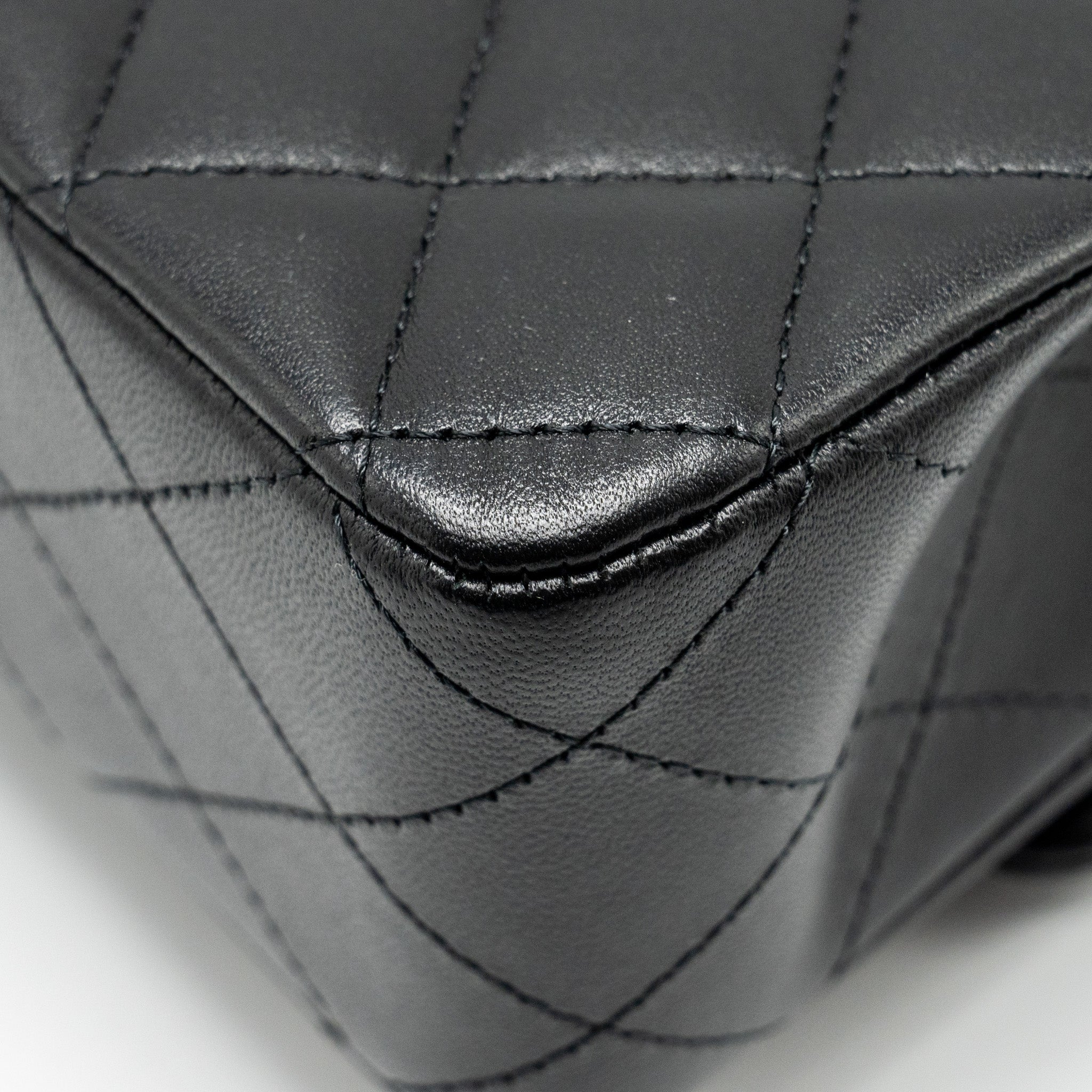 Chanel Medium Classic Double Flap Bag Lambskin Black SHW (microchip) - Image 10