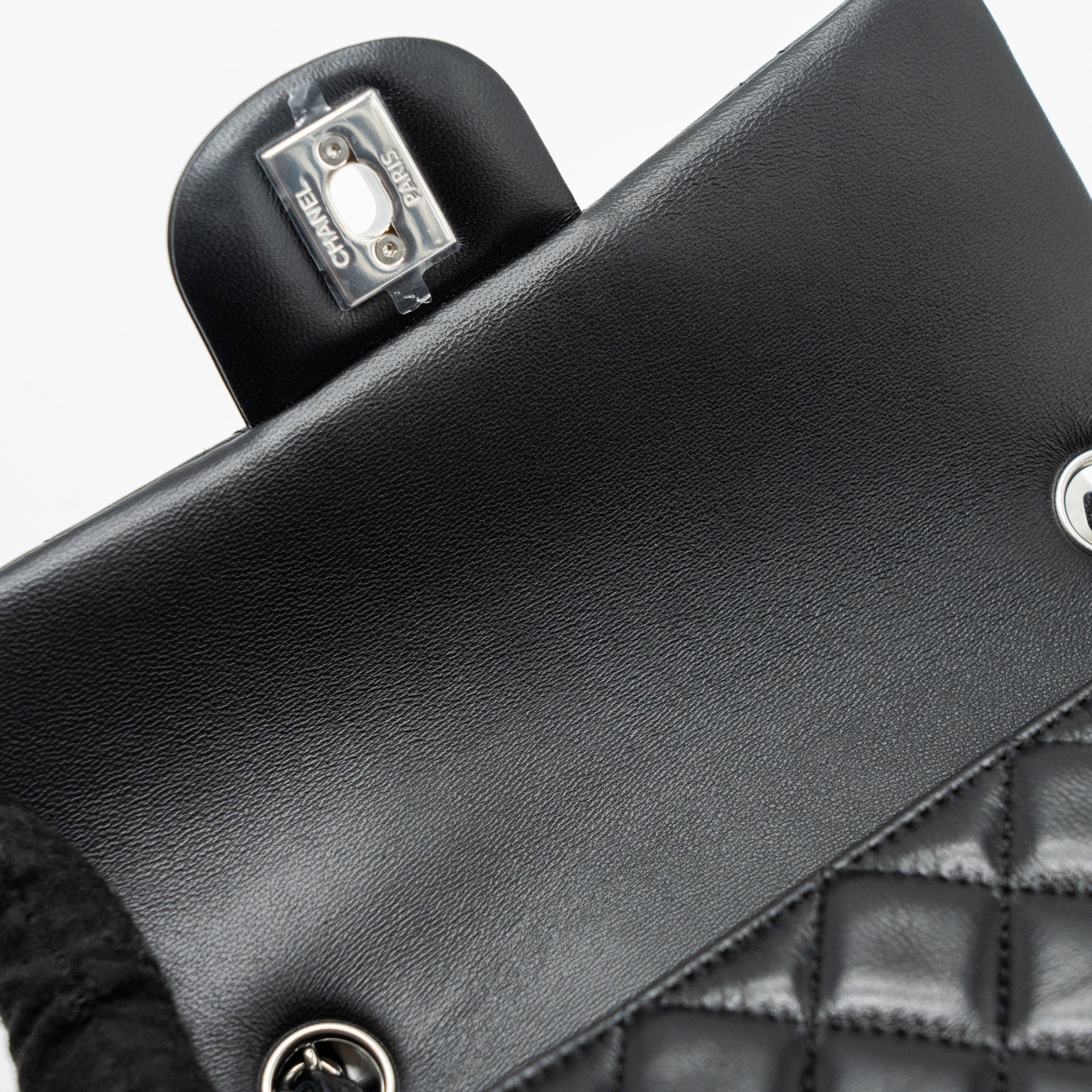 Chanel classic mini rectangular flap bag lambskin black SHW (microchip) - Image 9