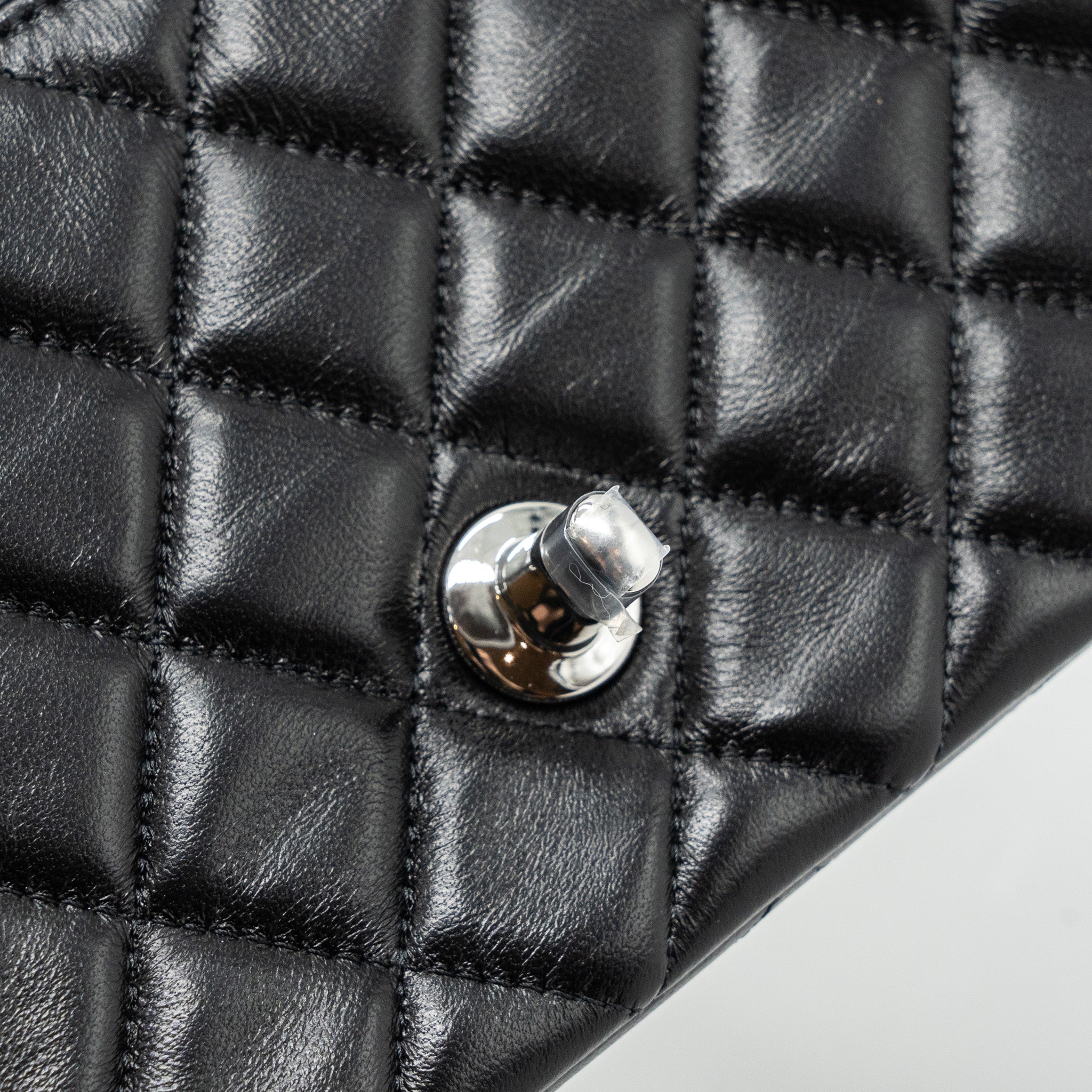 Chanel classic mini rectangular flap bag lambskin black SHW (microchip) - Image 11