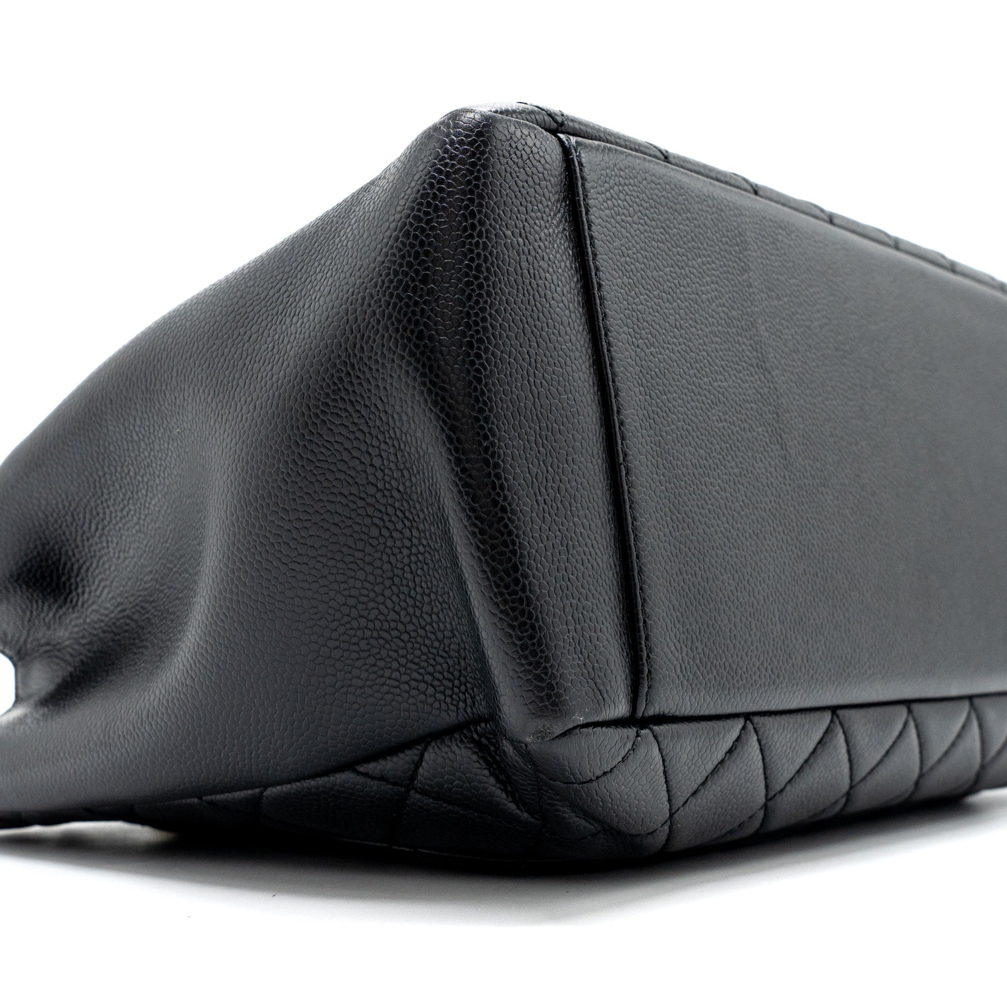 Chanel grand shopping tote bag caviar Black GHW - Image 6