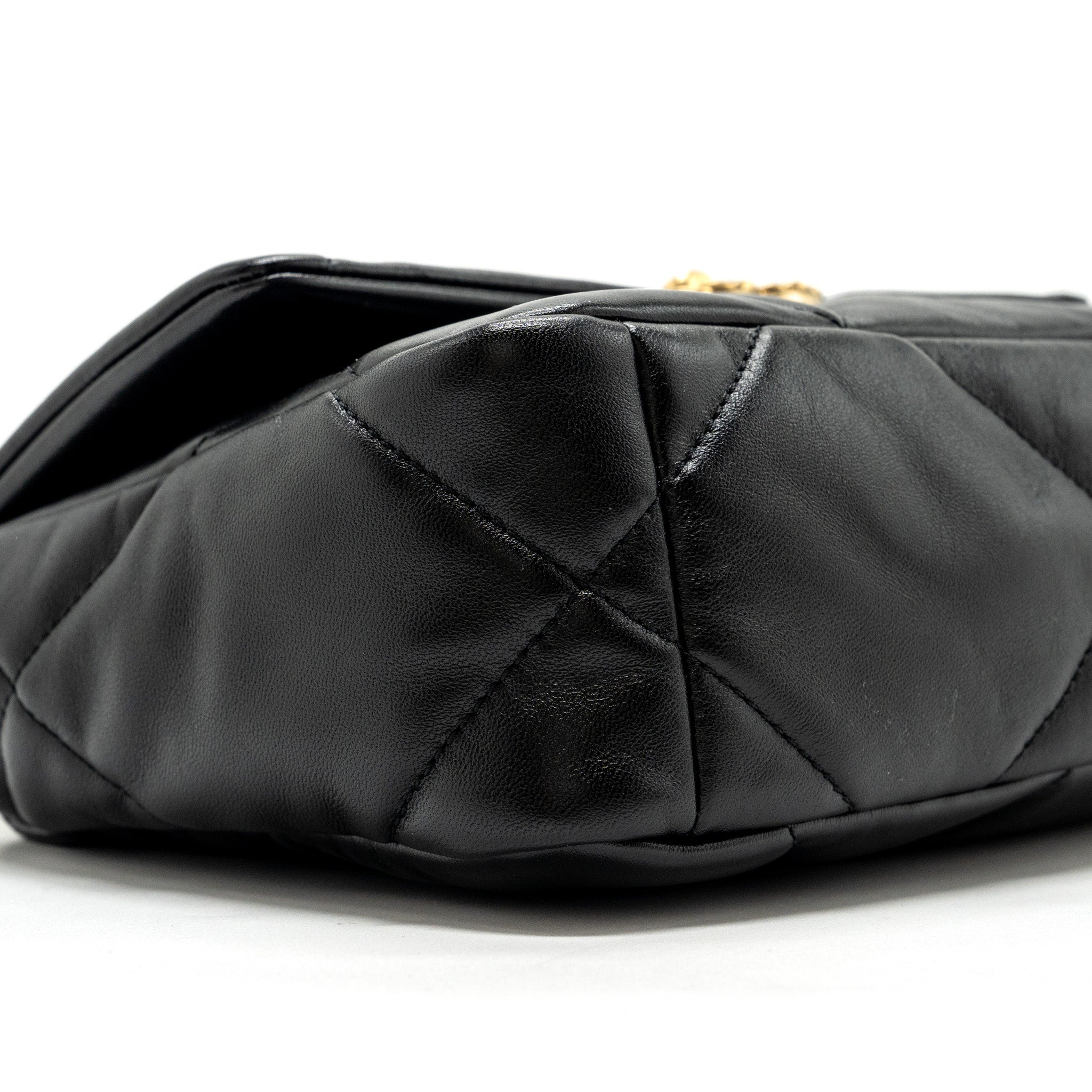 Chanel small 19 bag lambskin black multicolour hardware (microchip) - Image 7