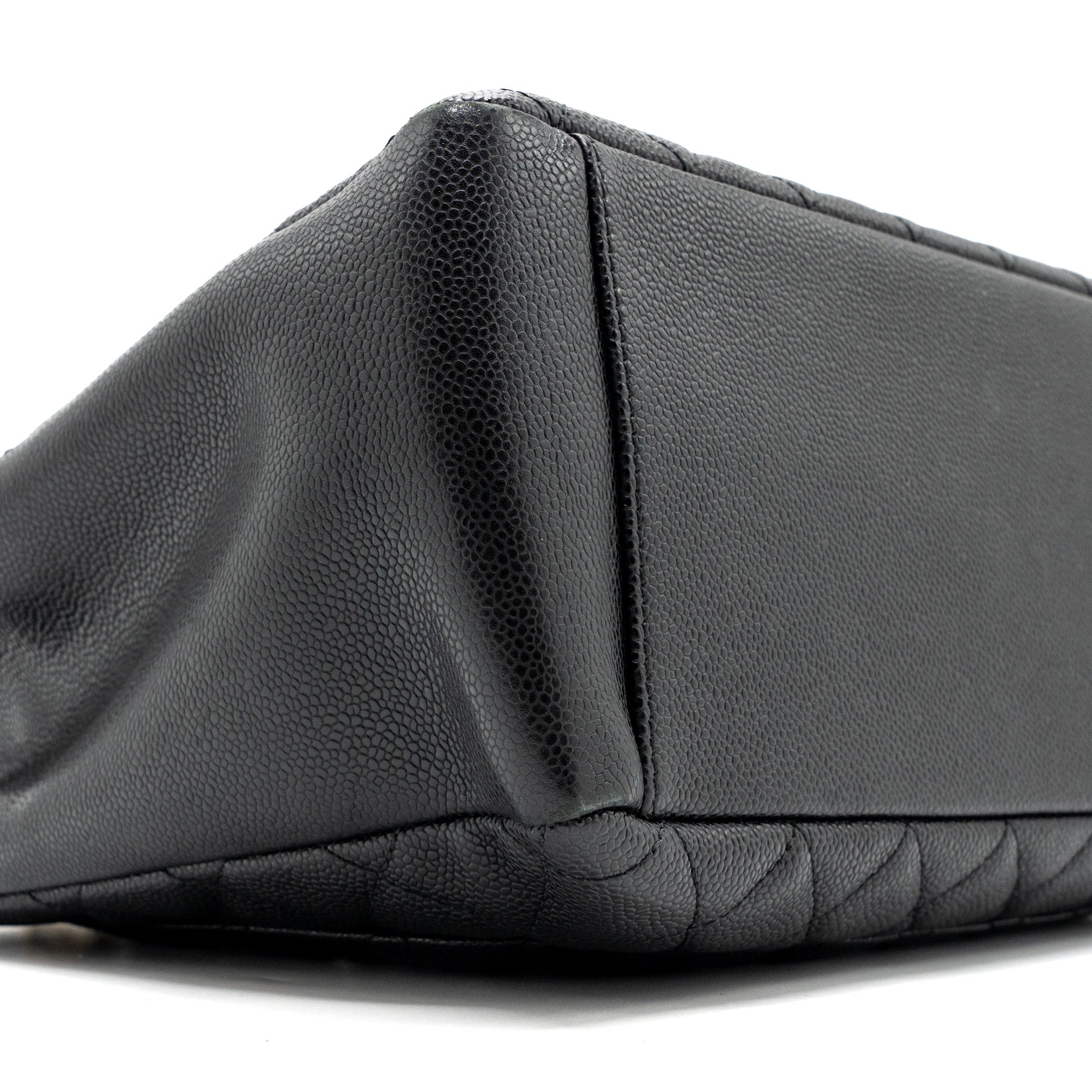 Chanel grand shopping tote bag caviar Black GHW - Image 6