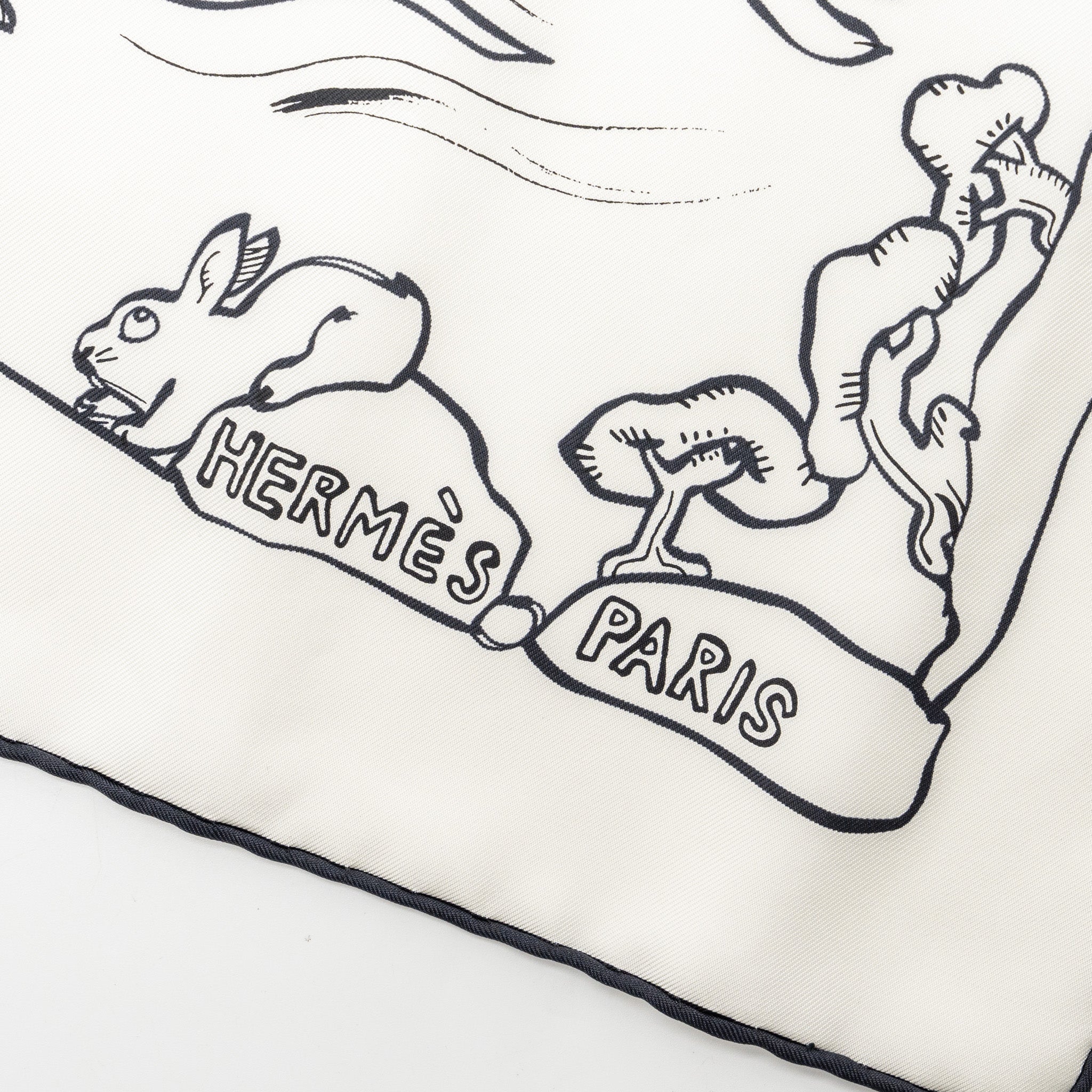 Hermes 90CM silk scarf Mille Et Un Lapins white / black - Image 2