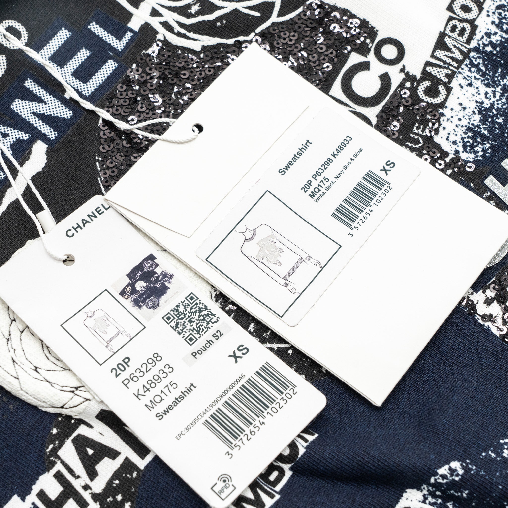 Chanel Size XS Coco Chanel Graffiti Sweatshirt White/Black - Image 8