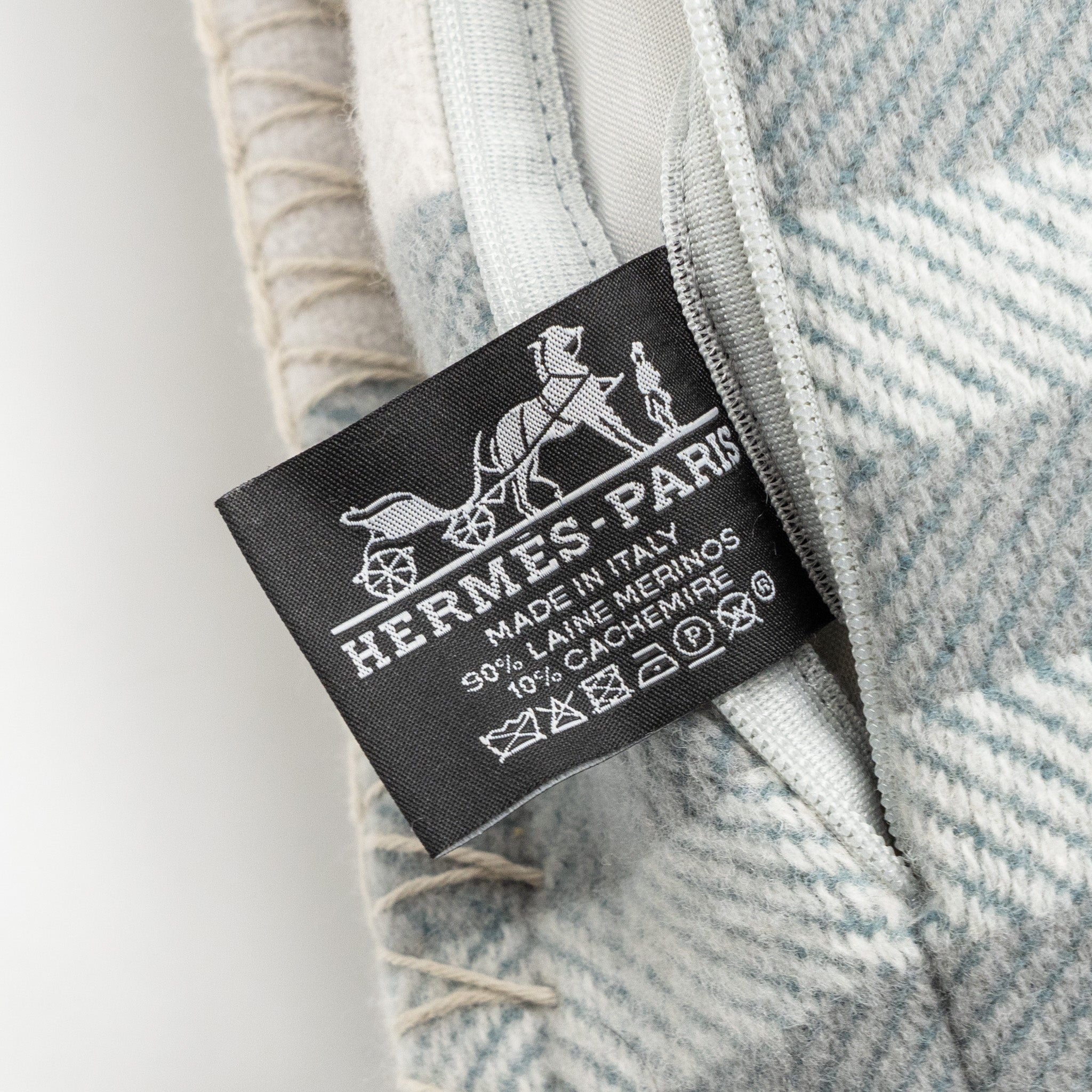Hermes Ithaque Pillow Gris / perle - Image 3