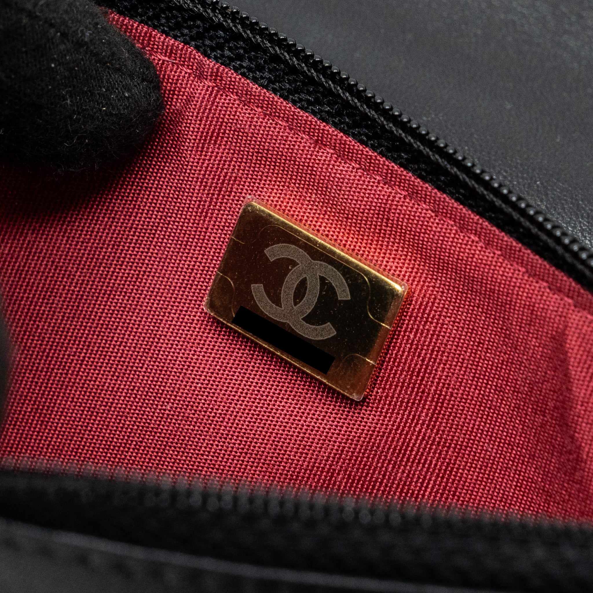 Chanel 19 wallet on chain lambskin black multicolor hardware (microchip) - Image 15