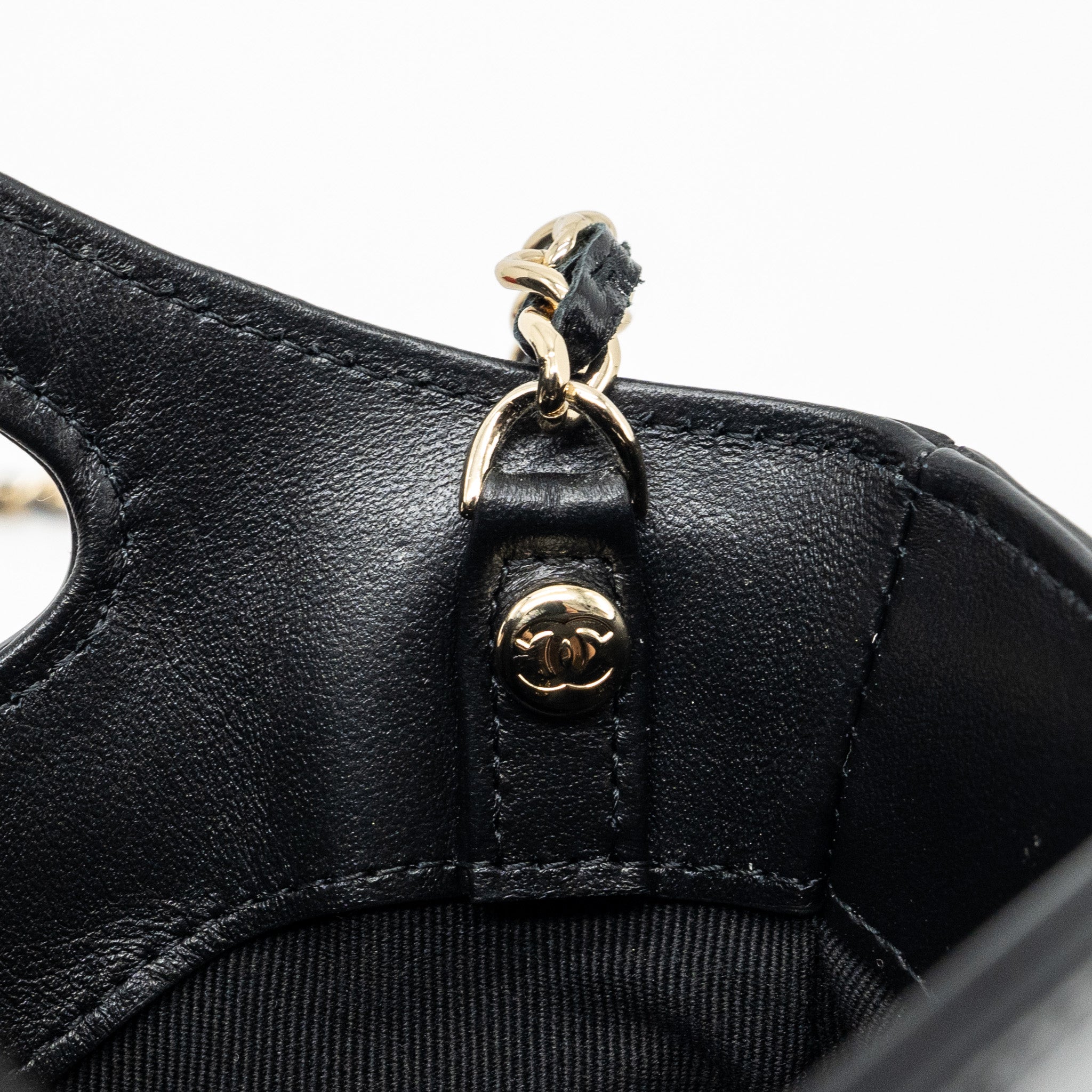 Chanel 24C mini 31 clutch with chain shiny calfskin black LGHW (microchip) - Image 12