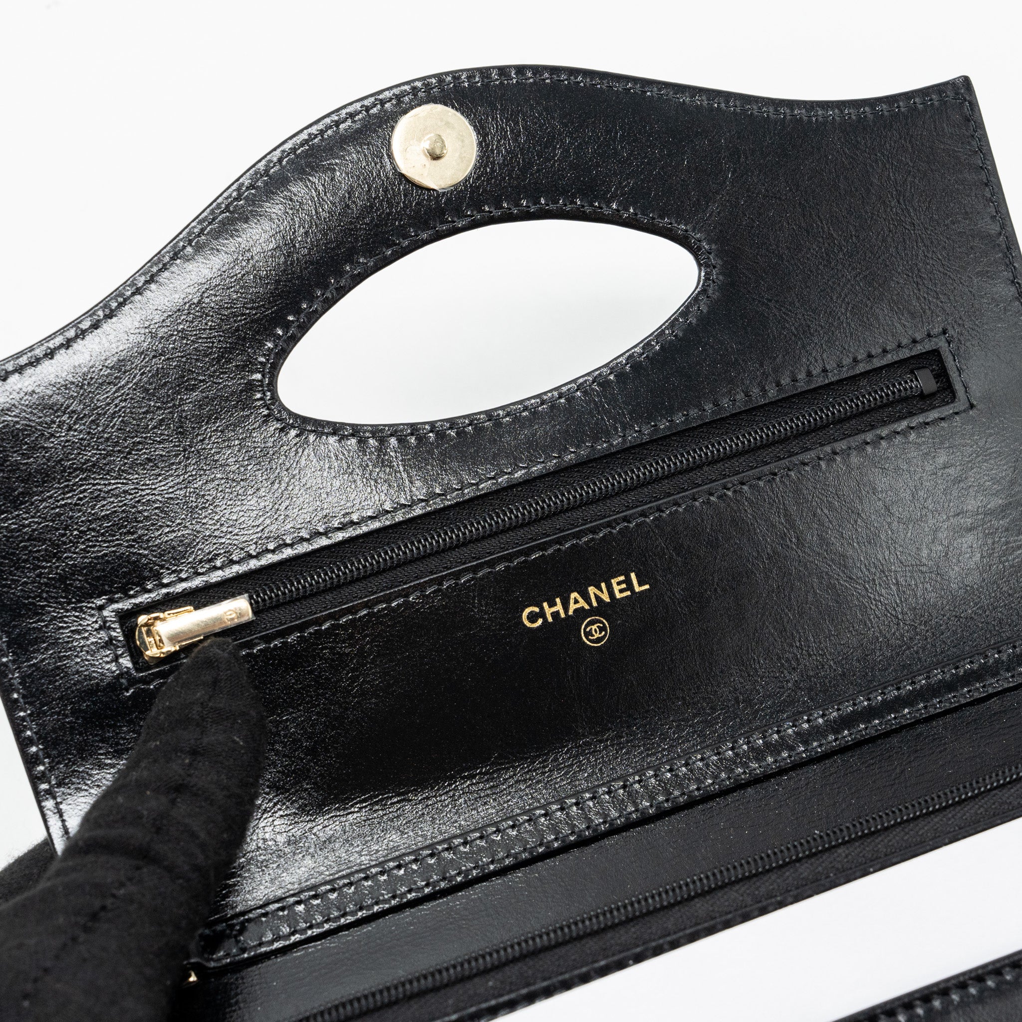 Chanel 24C 31 wallet on chain shiny calfskin black LGHW (Microchip) - Image 10