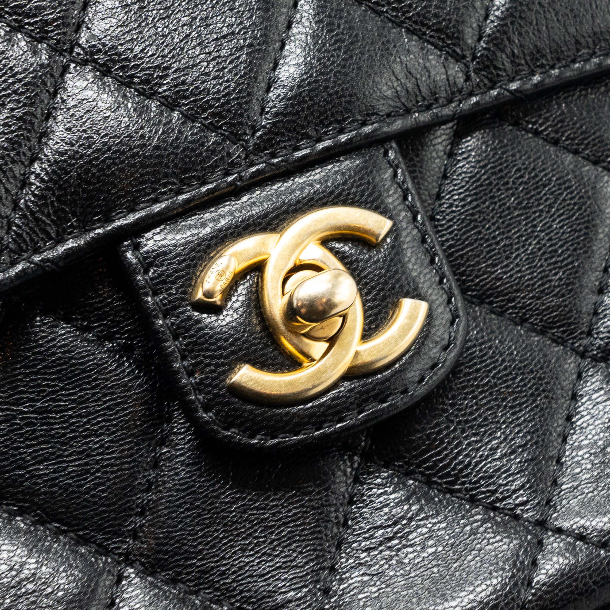 Chanel 22K retro new square large flap bag goatskin black GHW (microchip) - Image 9