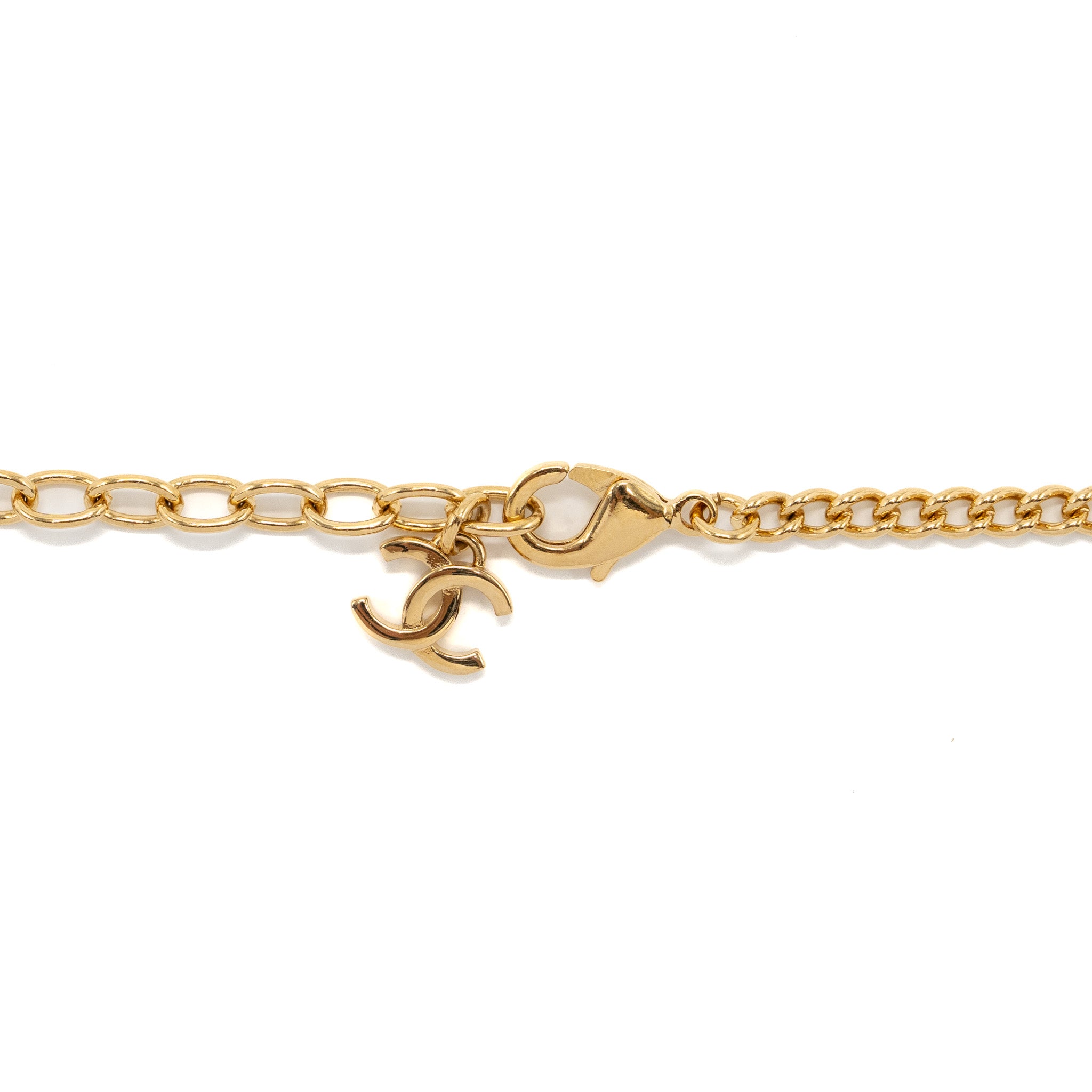 Chanel Giant CC Logo Necklace Gold Tone - Image 5