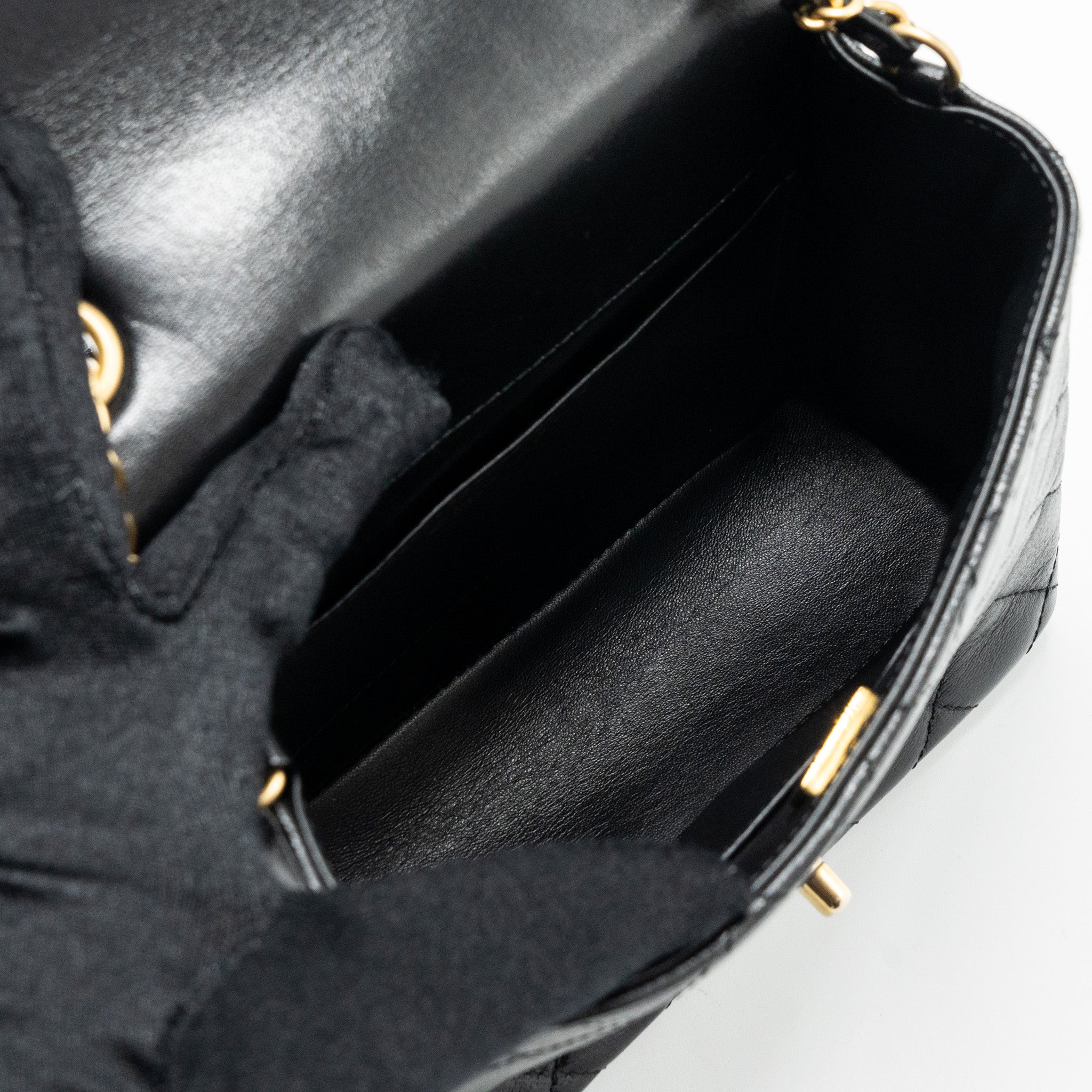 Chanel 22K retro new square large flap bag goatskin black GHW (microchip) - Image 13