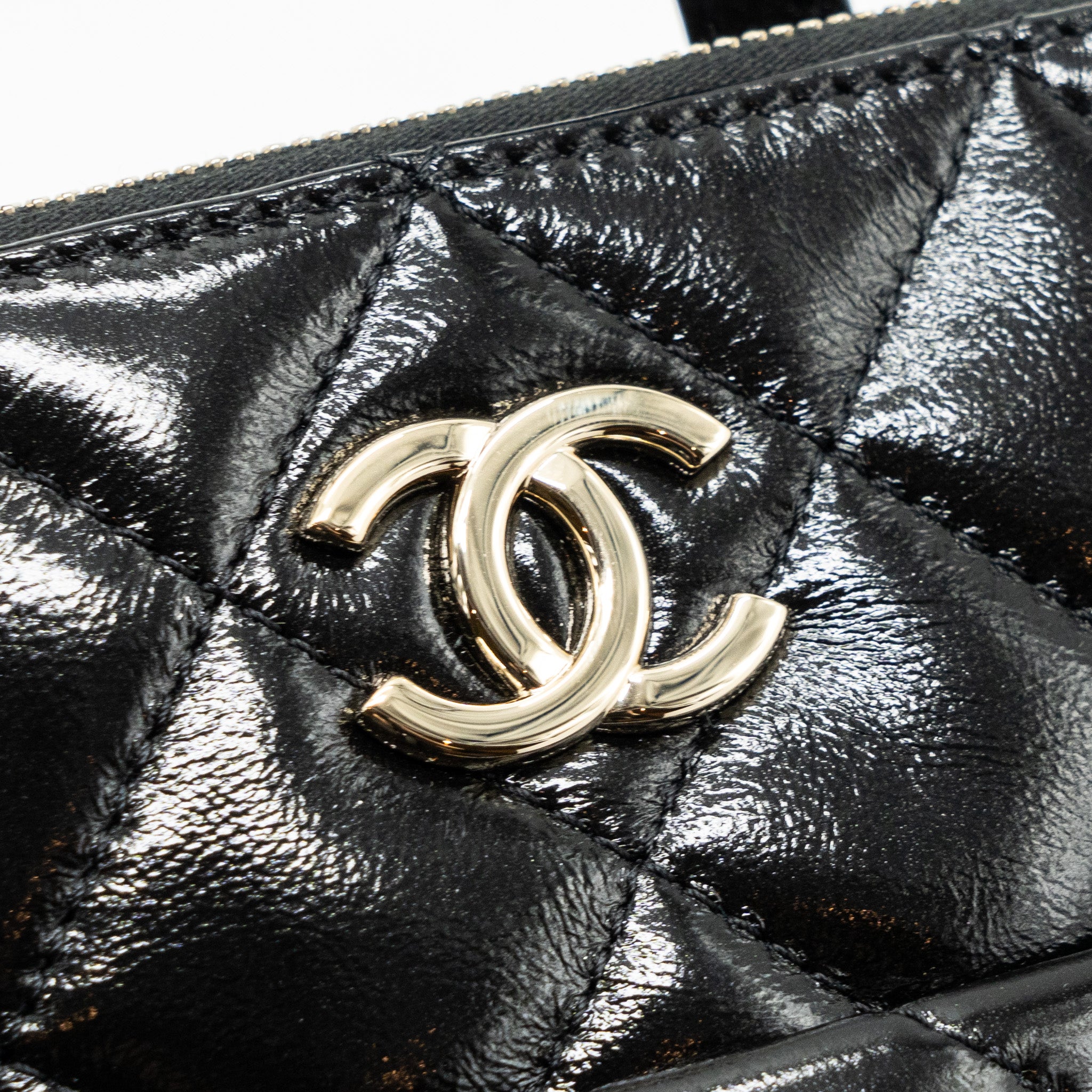 Chanel 22A Backpack Patent Black LGHW (Microchip) - Image 8