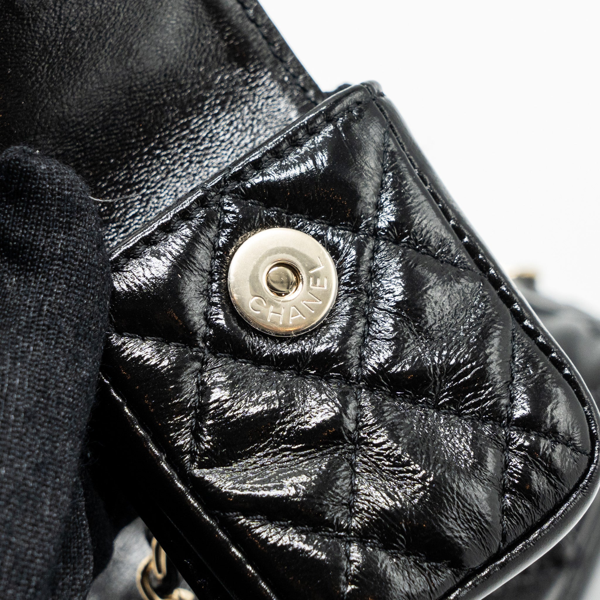 Chanel 22A Backpack Patent Black LGHW (Microchip) - Image 12