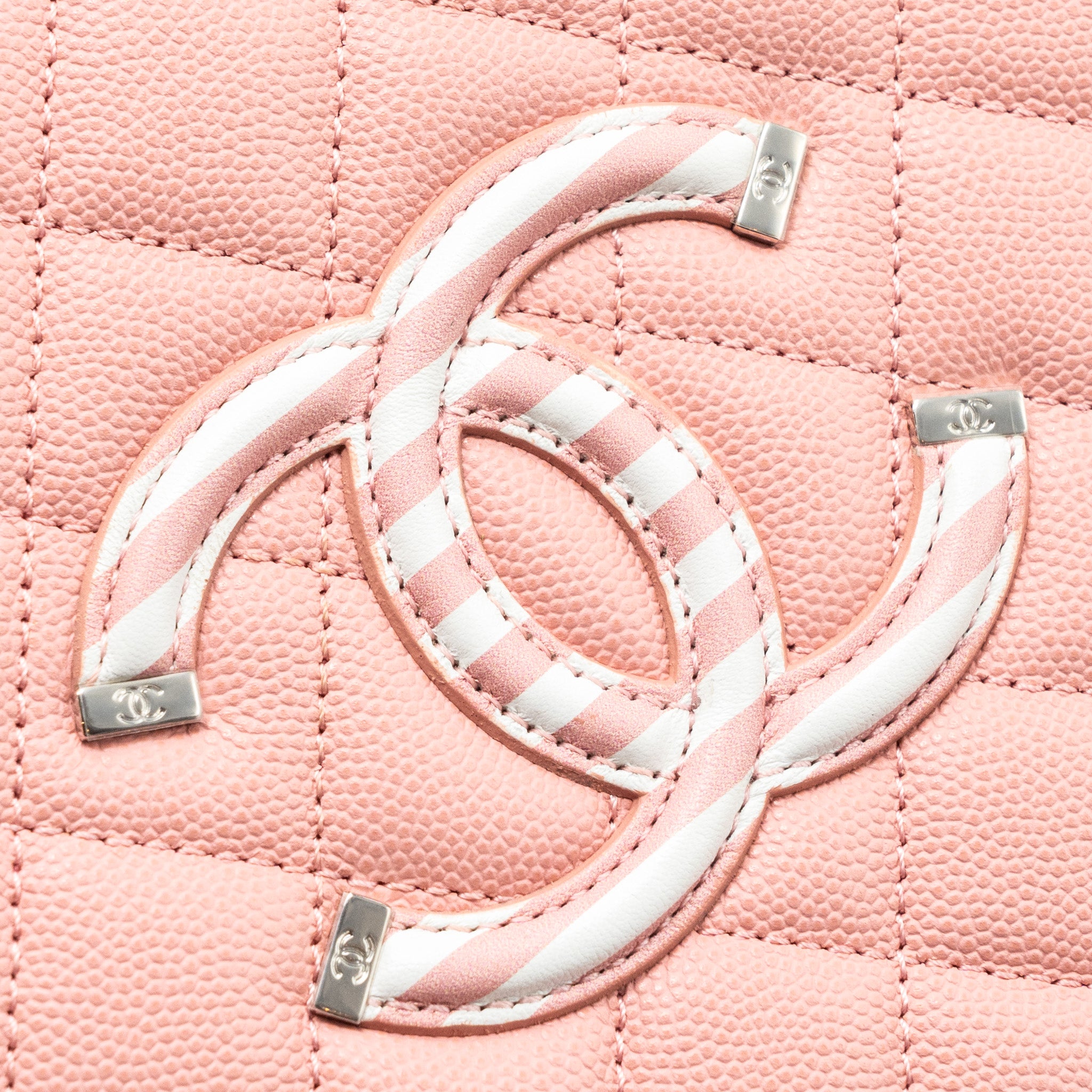 Chanel Medium Filigree Vanity Case Caviar Pink Multicolour SHW - Image 9