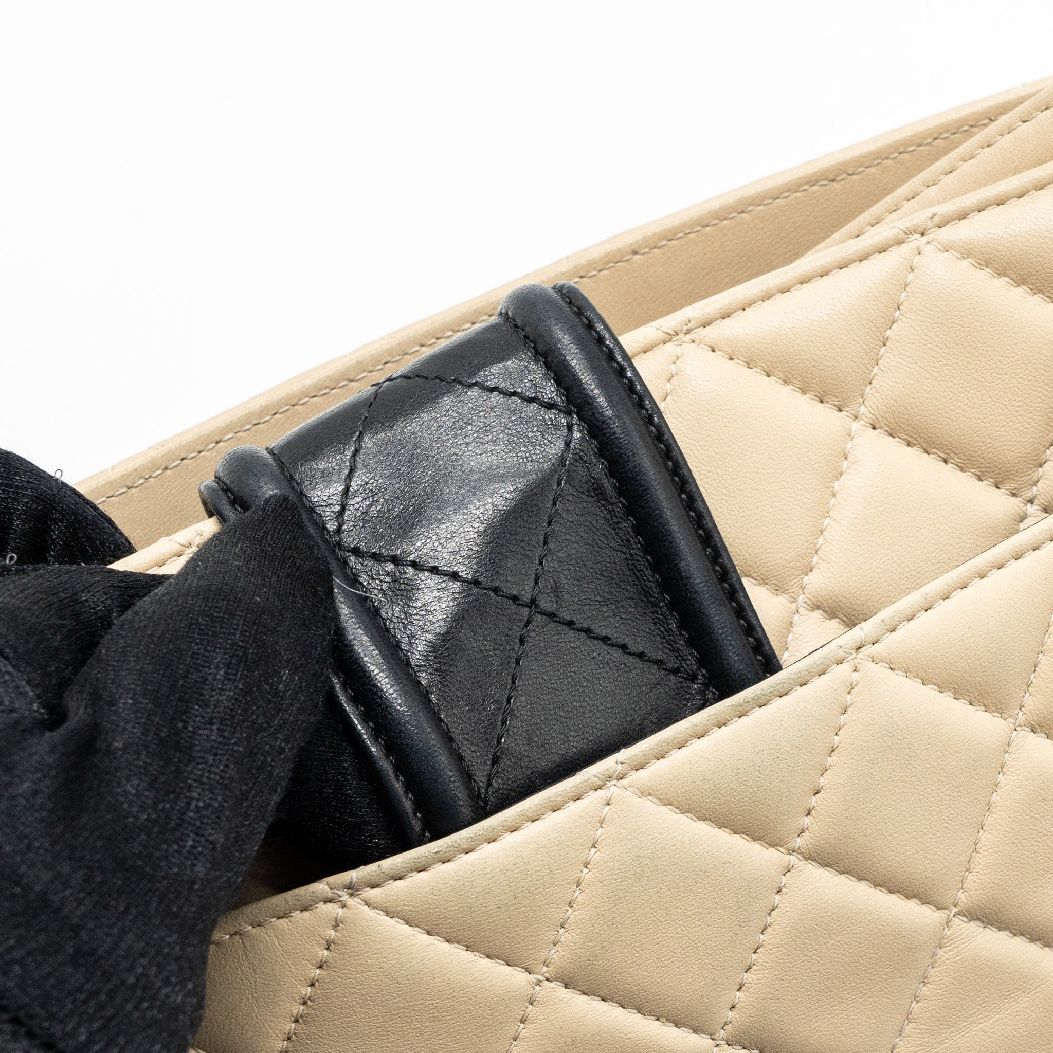 Chanel Quilted small shopping tote bag lambskin beige / black GHW - Image 14