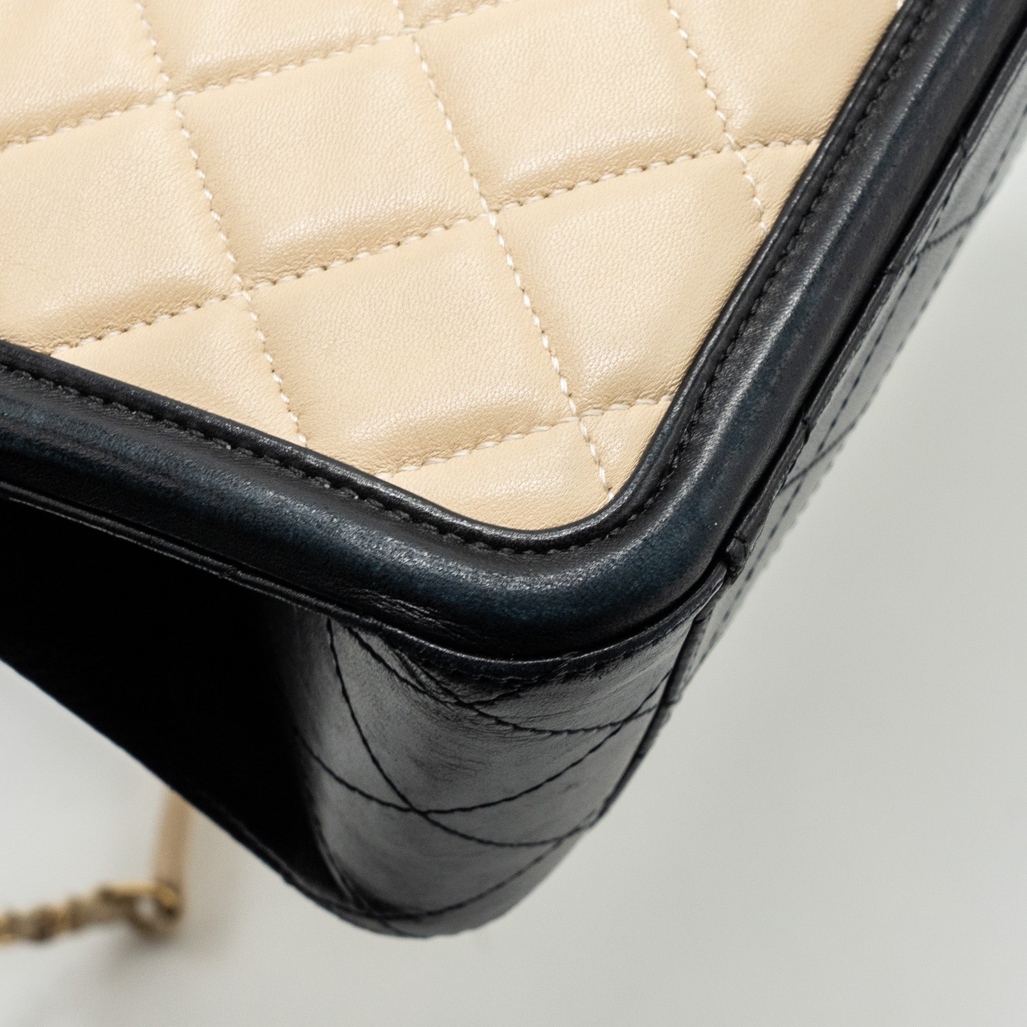 Chanel Quilted small shopping tote bag lambskin beige / black GHW - Image 16
